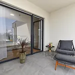 Jlo1 Mit Beheizbarem Pool