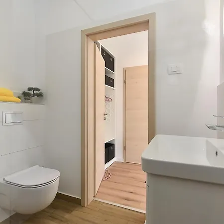 Jlo1 Mit Beheizbarem Pool * Peroj