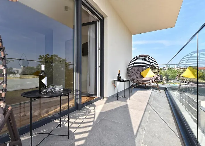 Jlo1 Mit Beheizbarem Pool * 페로이