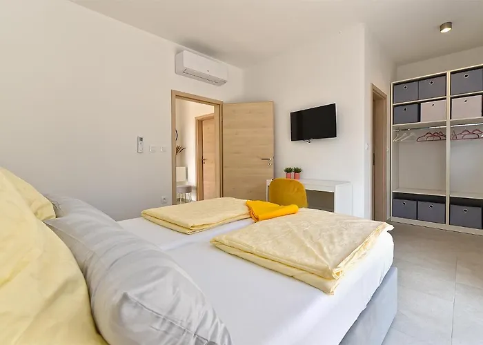 Jlo1 Mit Beheizbarem Pool *