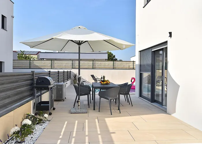 Jlo1 Mit Beheizbarem Pool 펜션